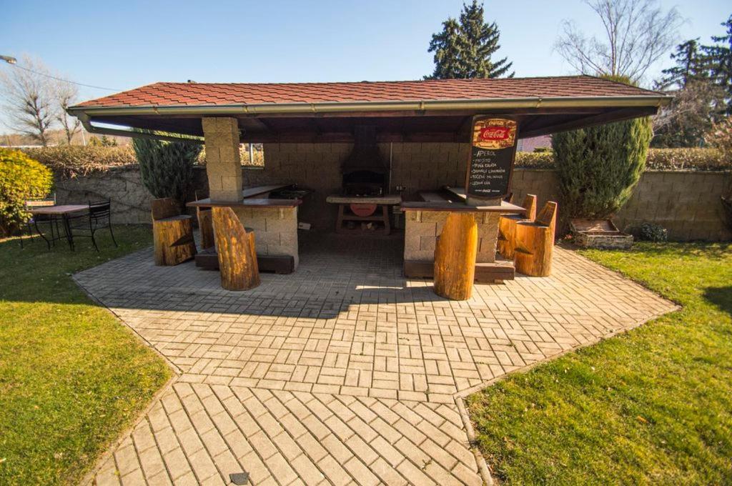 Hotel Sport Štětí Zewnętrze zdjęcie